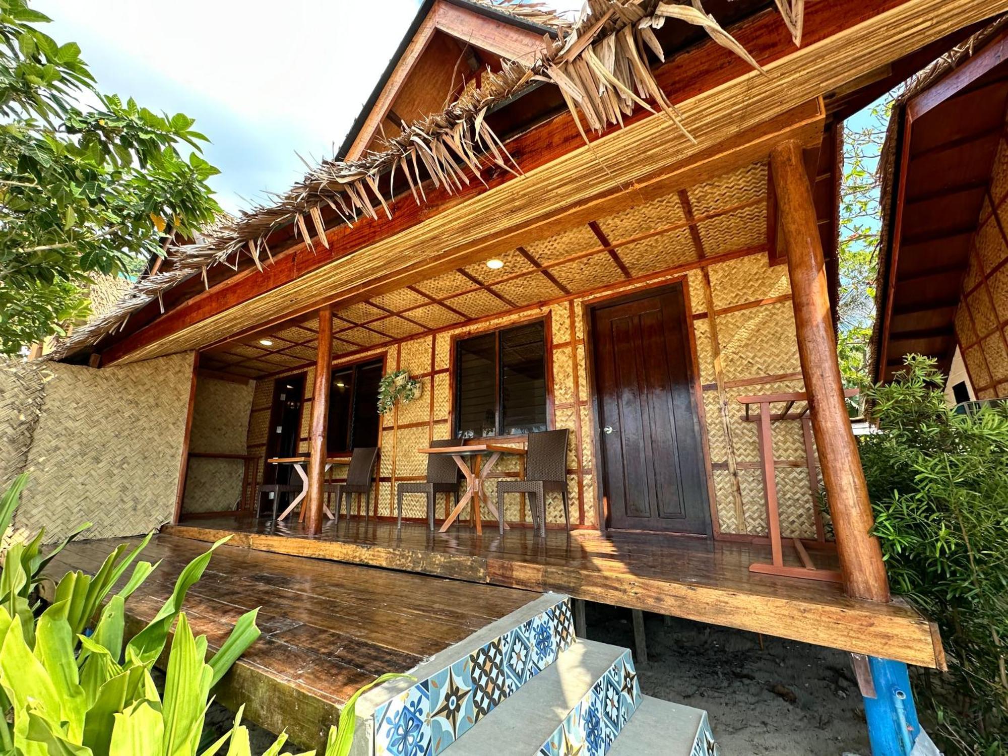 Beach Huts El Nido Exterior photo
